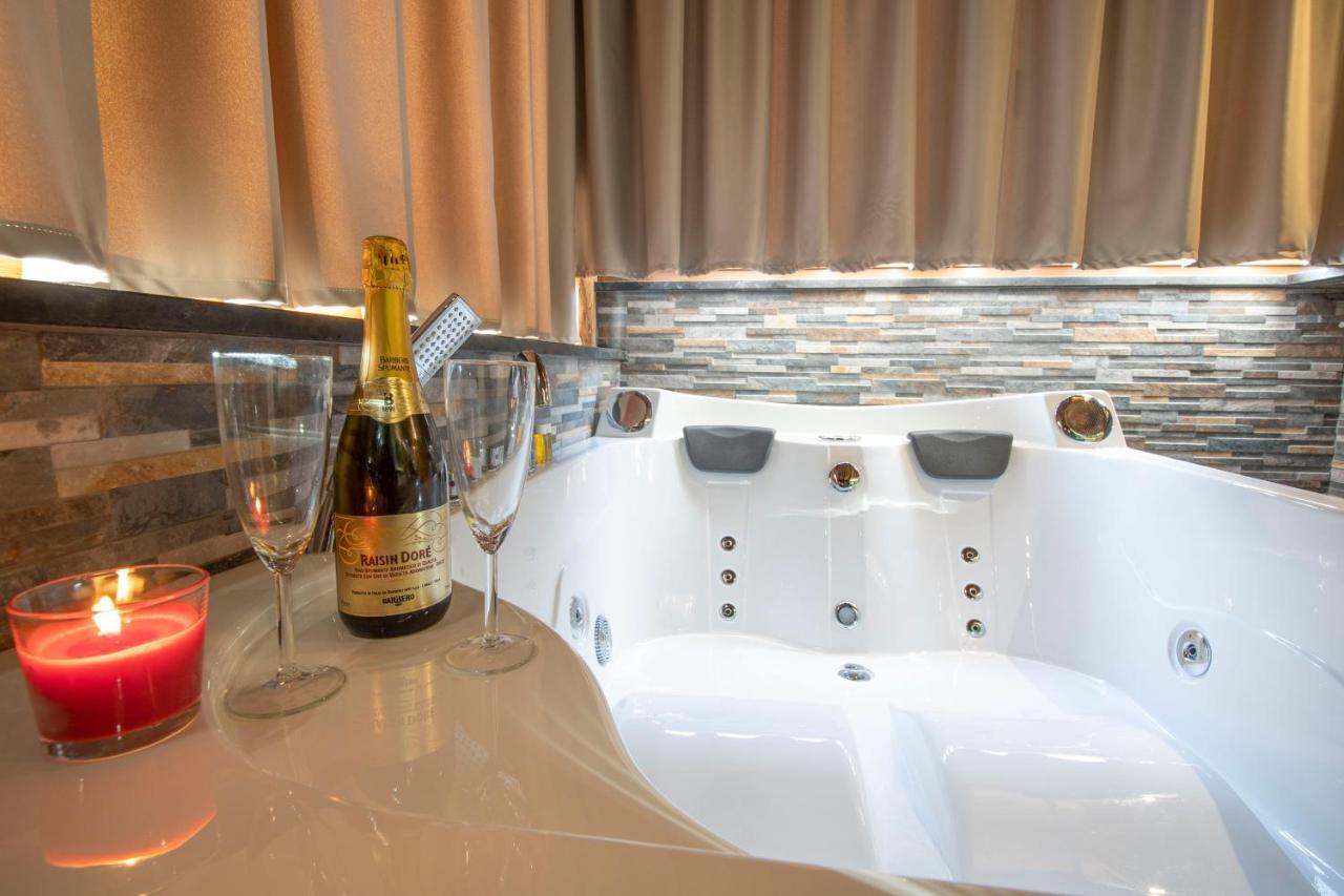 רומא Virtus Prestige - Rooms & Apartments מראה חיצוני תמונה